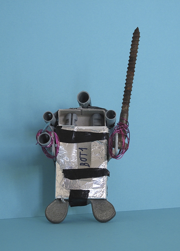 Kleiner-Roboter-6a-Tinko-Trux